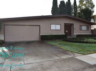 2 Starlit Cir, Sacramento, CA 95831