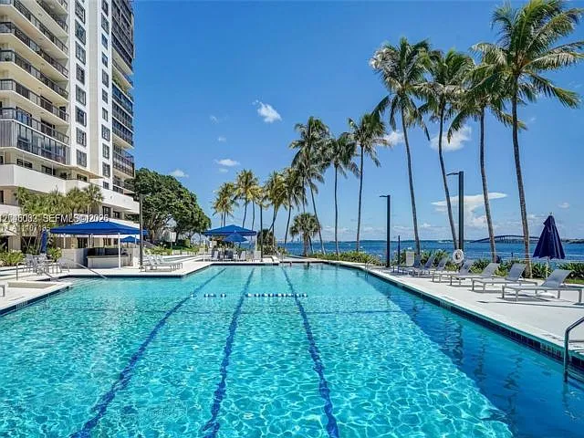 2 bed, 2.0 bath, $3,700 — Photo 4