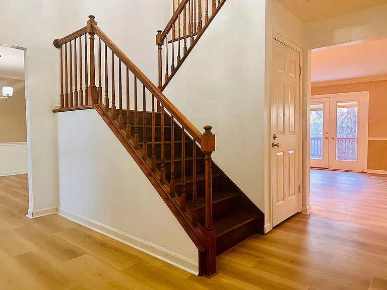 2182 Woodlet Park Dr — Photo 2