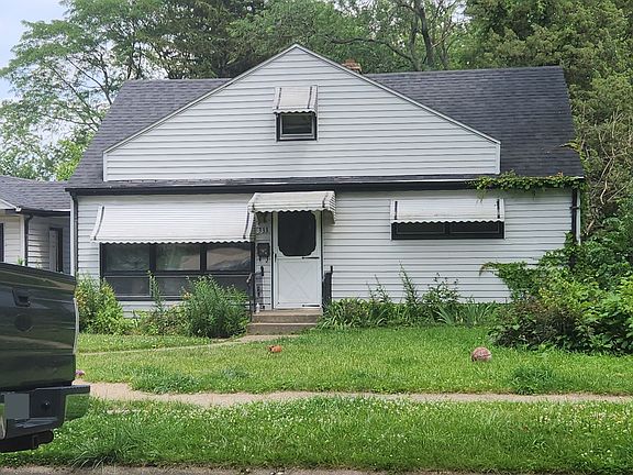 2nd image of 333 Warren Ave