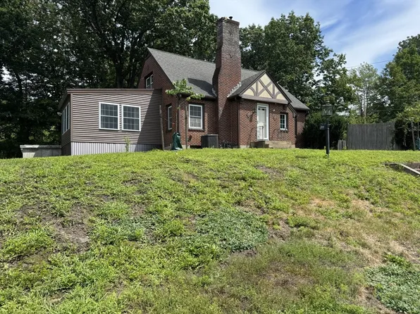 217 Depot St, Fitchburg, MA 01420