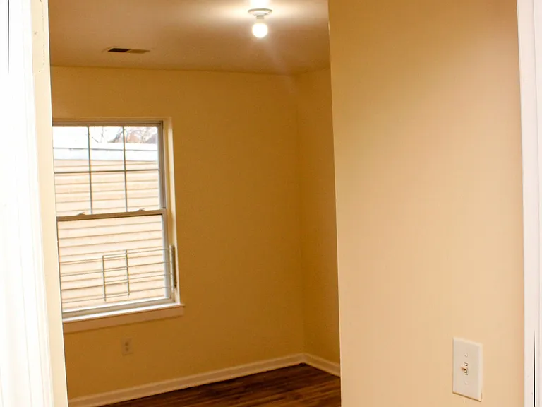 20 Wainwright St #2 — Photo 24