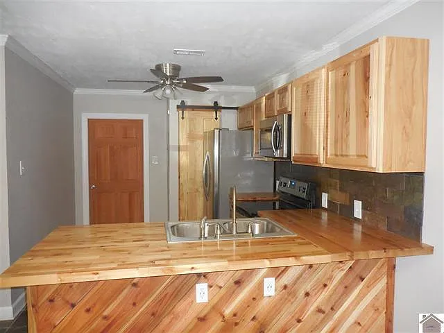 317 N 5th St #2 — Photo 3