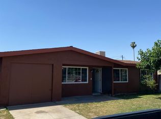8805 Jeffry Ave, Lamont, CA 93241