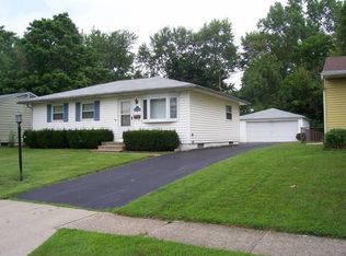 2116 Ward Rd, Columbus, OH 43224