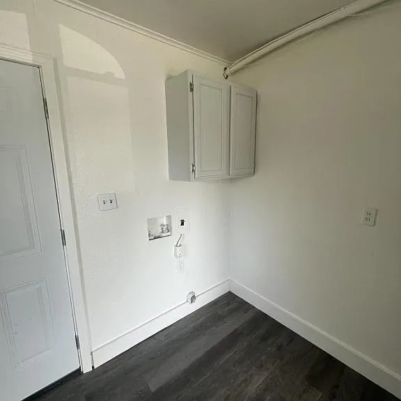 856 Walnut St — Photo 7