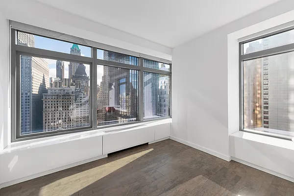 Rented by Compass | media 12