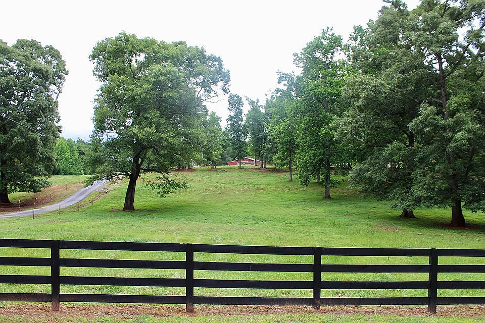 1st image of 2570 Castleberry Bridge Rd