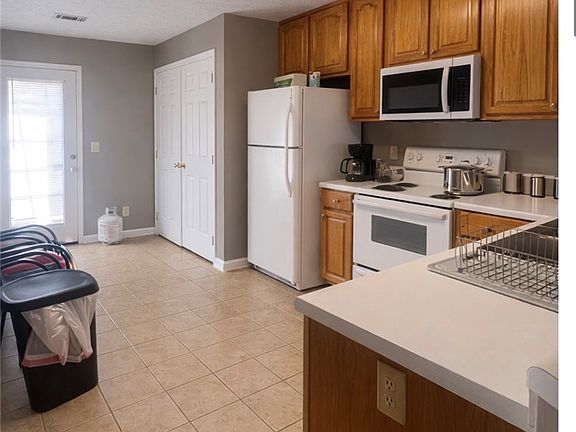 3rd image of 689/691 Ethan Ct #691