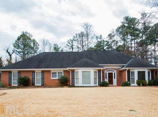 285 Putting Green Ln, Roswell, GA 30076