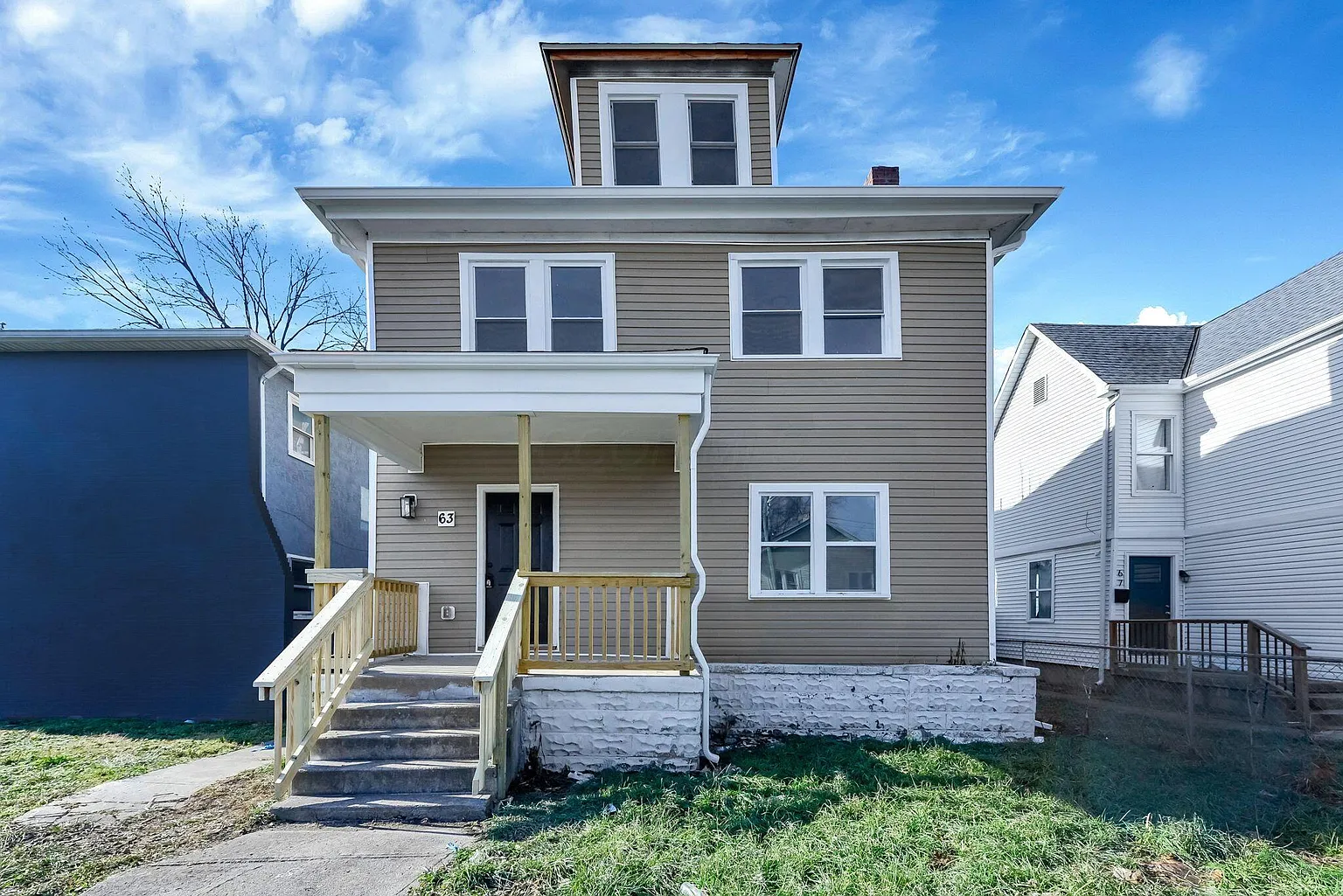 63 Stevens Ave photo 1