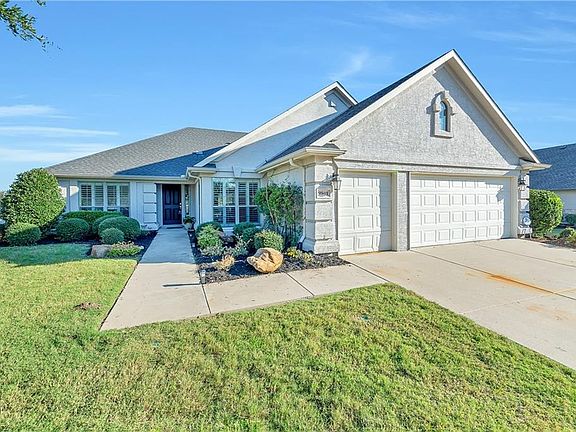 2nd image of 9801 Grandview Dr