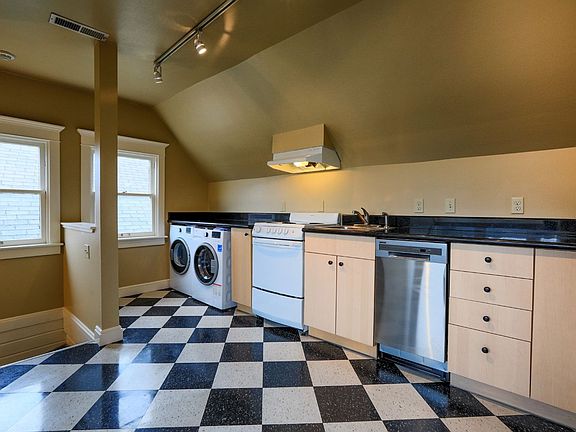 3rd image of 732 NW 23rd Ave #734A
