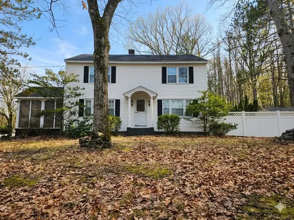 485 Central St, Leominster, MA 01453