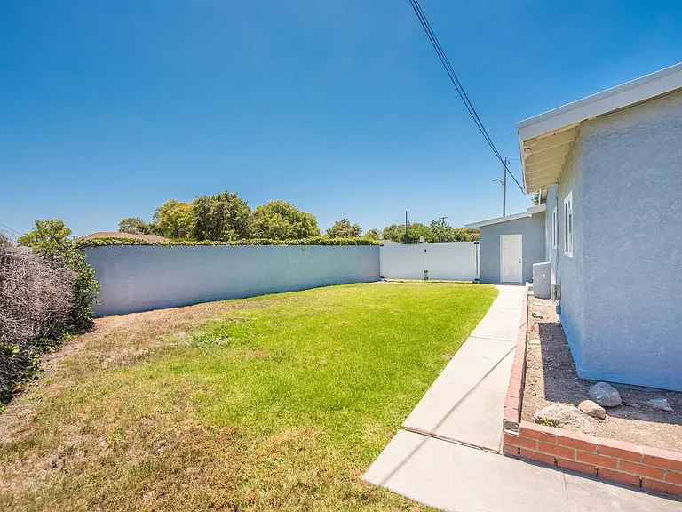 5769 E Oakbrook St — Photo 34