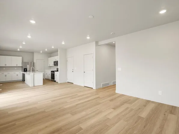 921 N 160 E, Santaquin, UT 84655