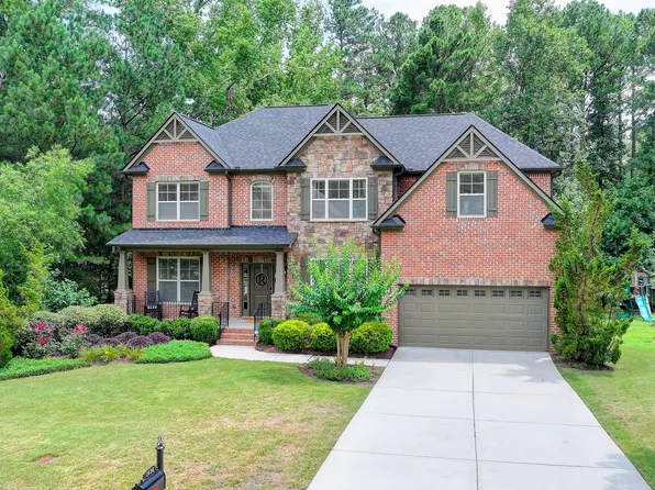1438 Mill Pointe Ct, Lawrenceville, GA 30043