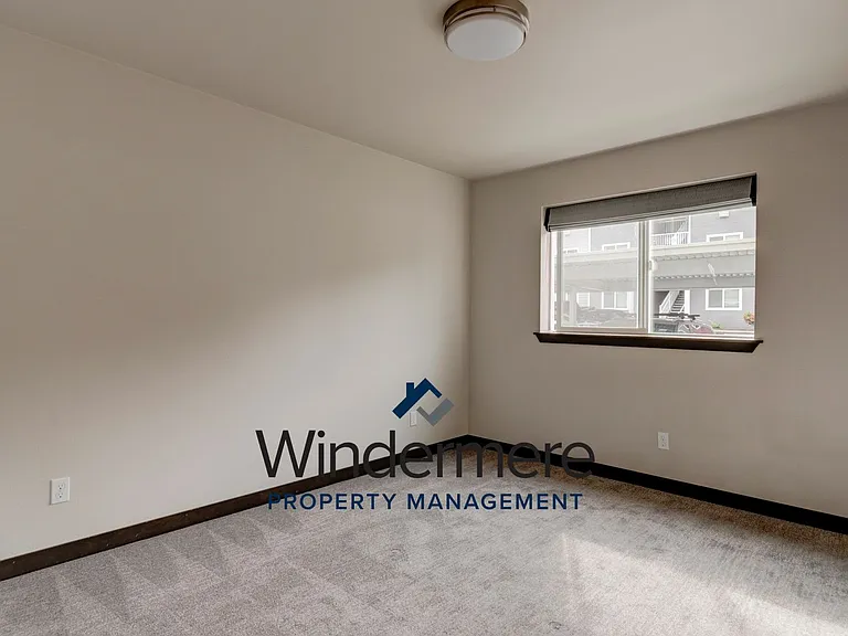 1621 SW Mulberry Pl #D102 — Photo 10