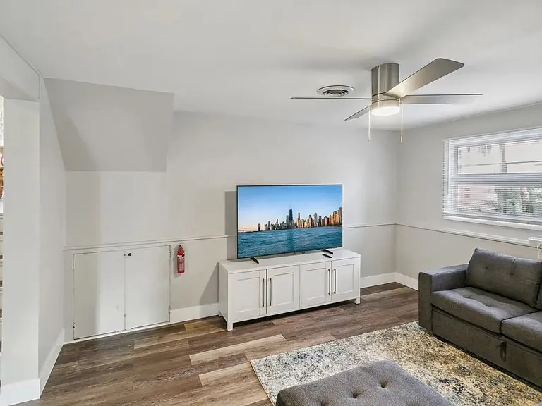 228 Kenloch Ave — Photo 3