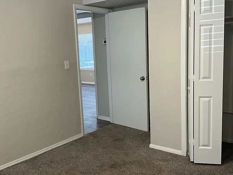 Terraces at Nichols Hills Renovated Two-Bedrooms — Photo 28