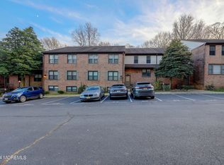 200 Portland Rd APT D-13, Highlands, NJ 07732