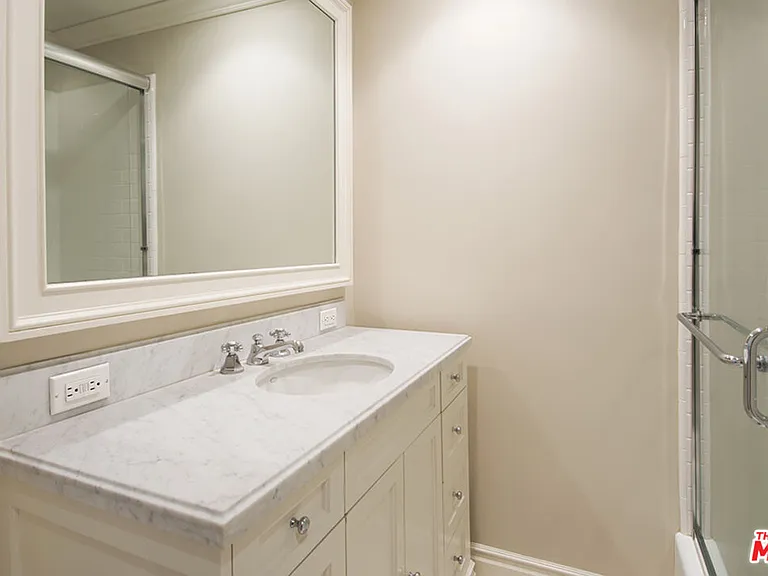 9601 Charleville Blvd #7 — Photo 13