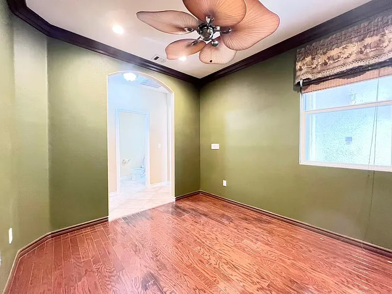674 Fynn Valley Dr — Photo 29