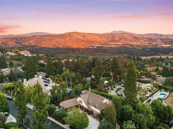 11042 Gold Star Ln, Santa Ana, CA 92705