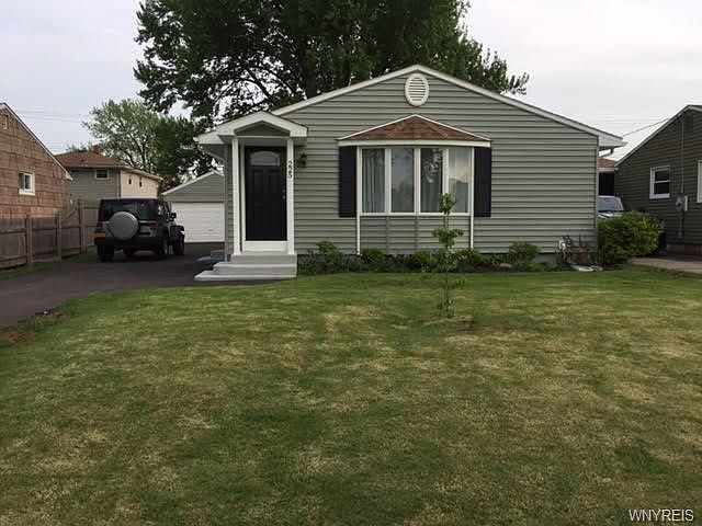 1st image of 225 Bannard Ave