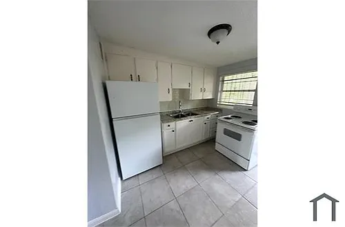 3805 Fairfax St Photo 1