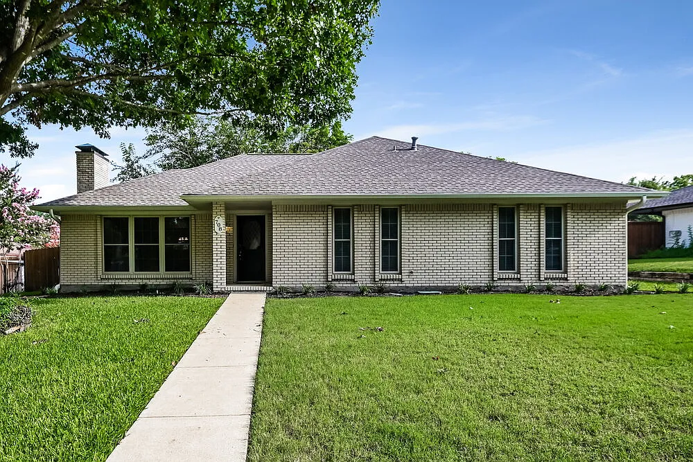3 bed, 2.0 bath, 1687 sqft, $2,510 — Photo 1
