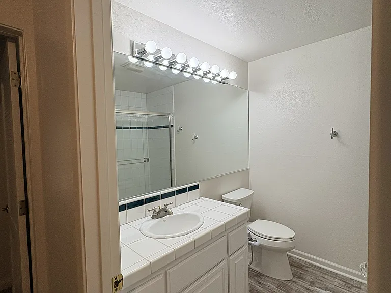 811 Auburn Ravine Rd — Photo 17