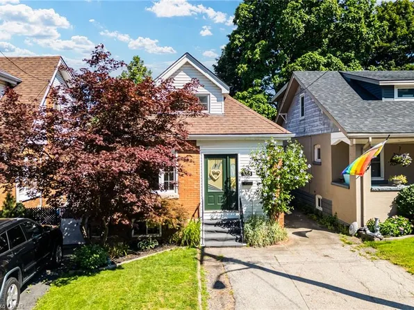 175 Rosslyn Ave S, Hamilton, ON L8M 3J4