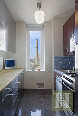 Sold by Halstead Real Estate | media 2