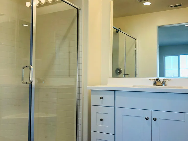 2897 E La Avenida Dr — Photo 25
