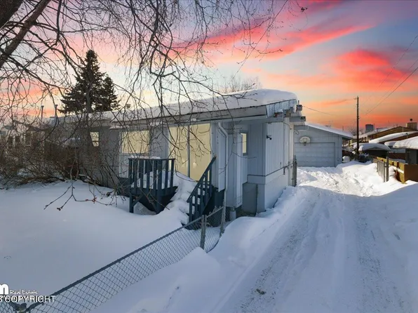 3410 Tanglewood Pl, Anchorage, AK 99517
