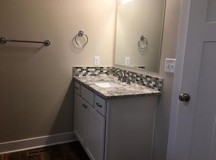 625 Sumner St, Lincoln, NE 68502