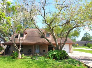 1131 Gifford Rd, Angleton, TX 77515