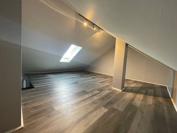 3rd floor storage/office