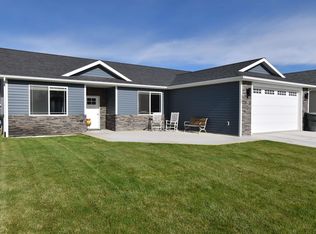 158 S Cedarwood Dr, Powell, WY 82435