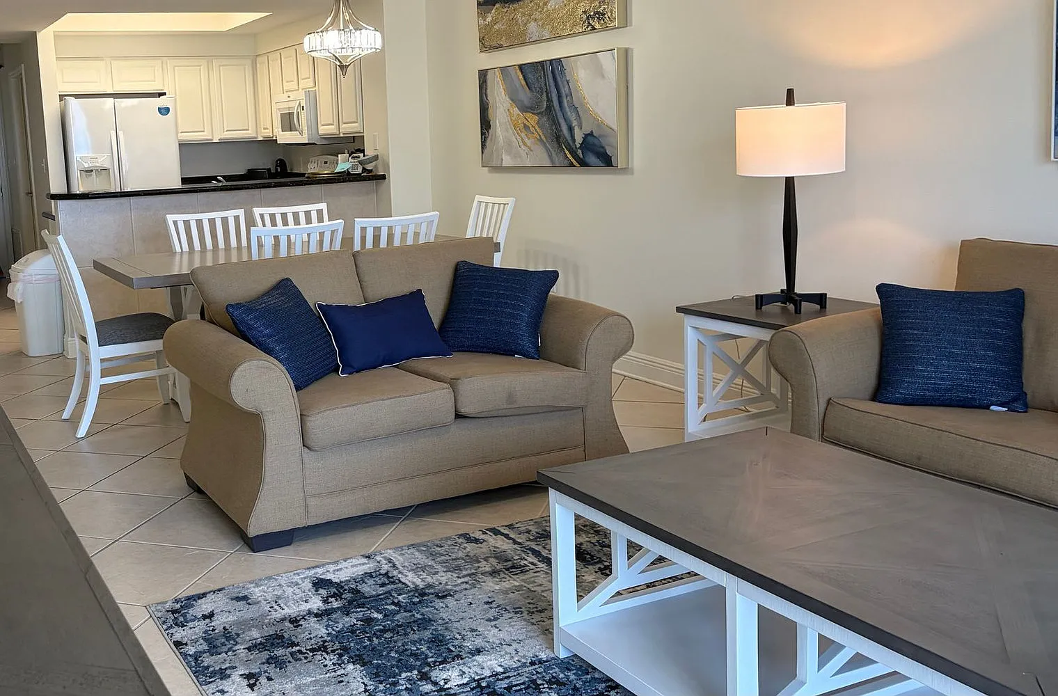 2 bed, 2.0 bath, 968 sqft, $2,453 — Photo 1