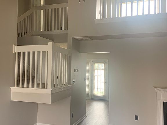 4th image of 6310 Sweetbay Dr