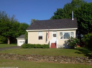 230 Lakeview Dr, China, ME 04358