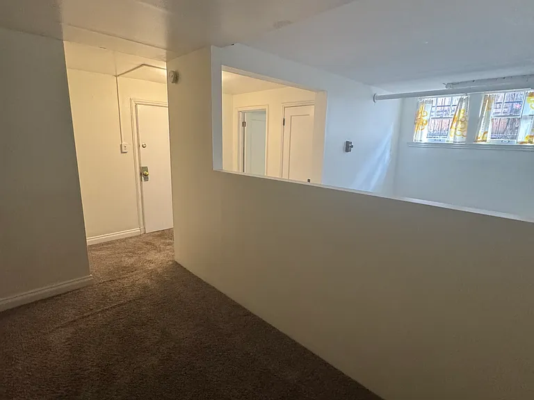 931 N Emerson St #9 — Photo 7