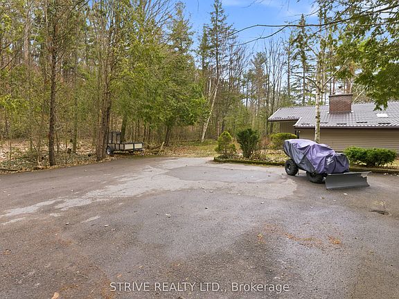 3rd image of 232 Parks Rd