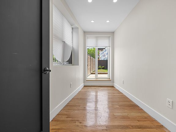 3rd image of 314 Park Ave #1