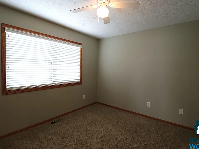 5404 Folkways Pl — Photo 9