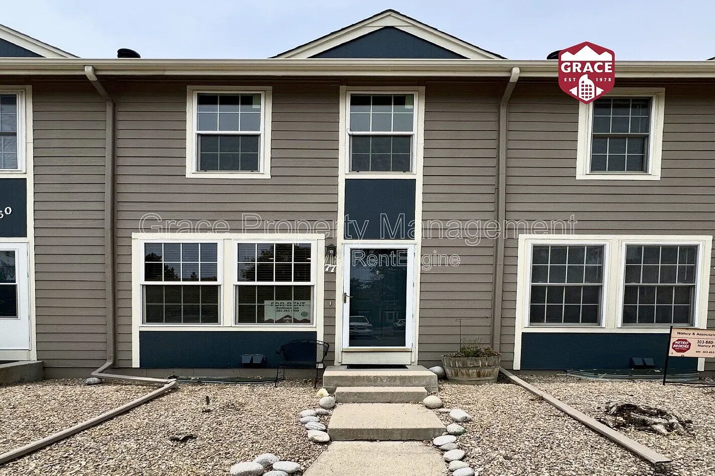 2 bed, 1.5 bath, 1776 sqft, $1,925 — Photo 1