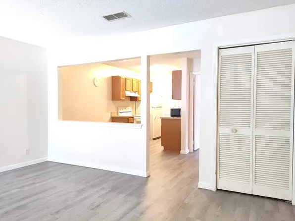 801 Burcale Rd, Myrtle Beach, SC