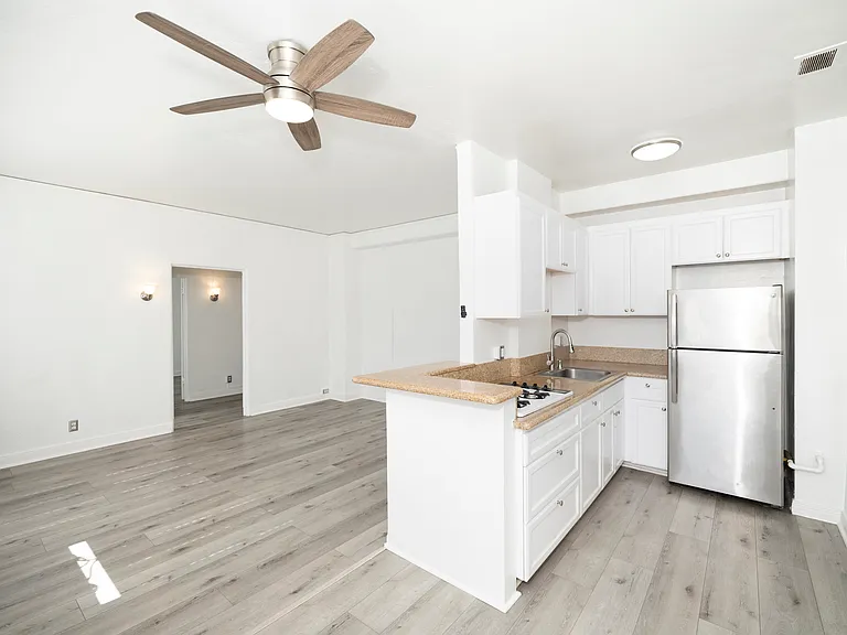Apt 210